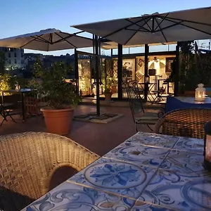 The Spanish Palace, Suites, Rooms, & Terraces Napoli